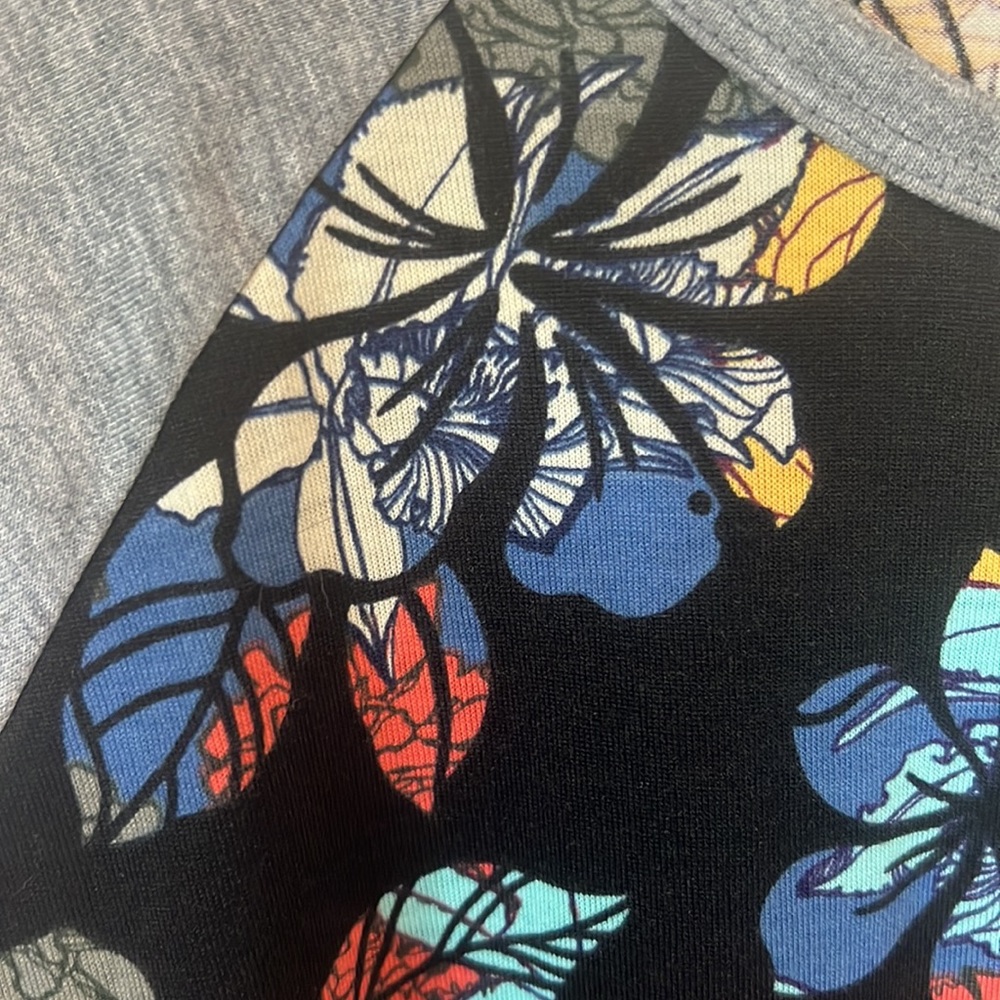Lularoe Randy - Picture 2 of 4